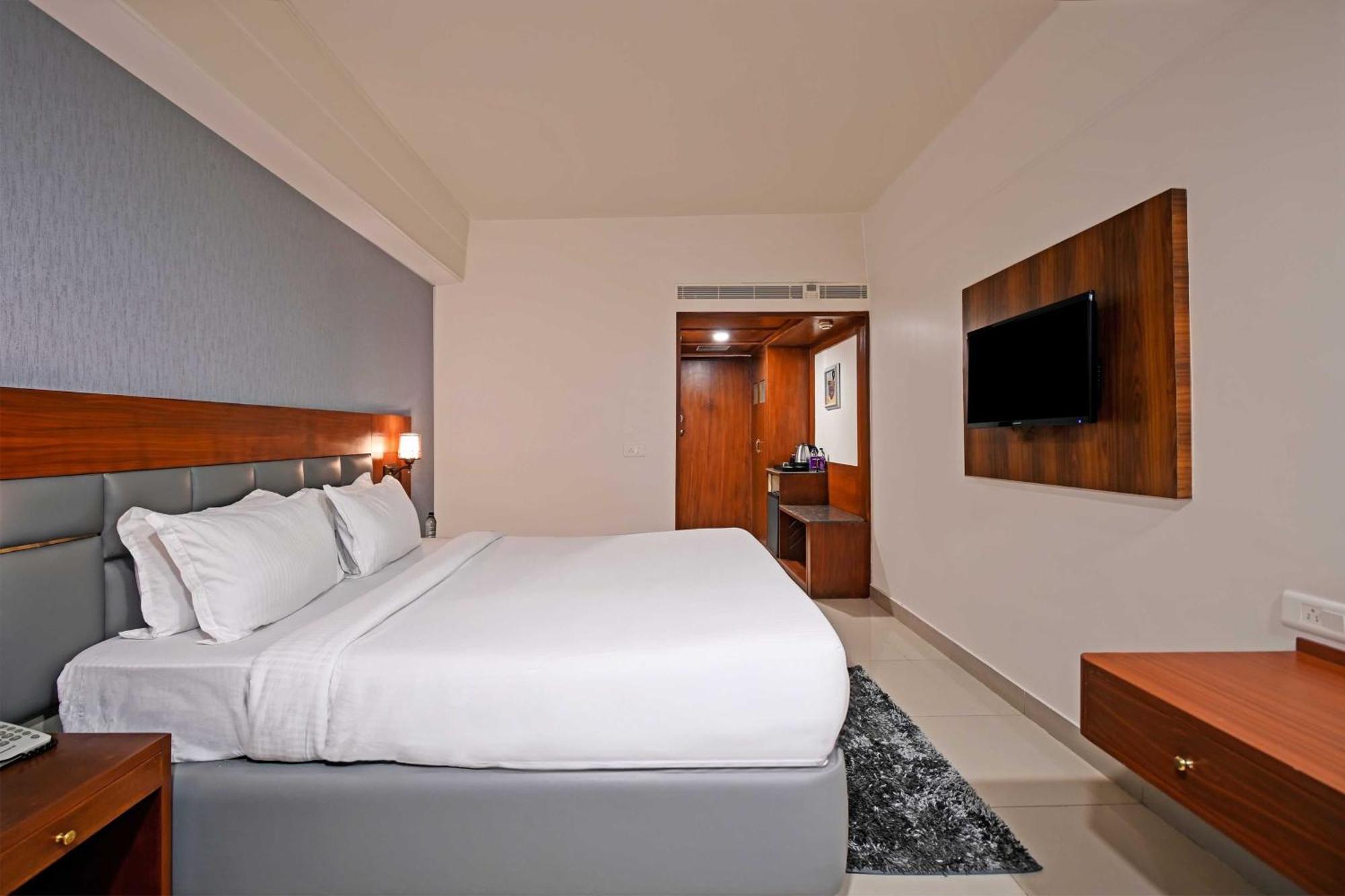 Palette Madhapur Hotel Hyderabad Eksteriør billede