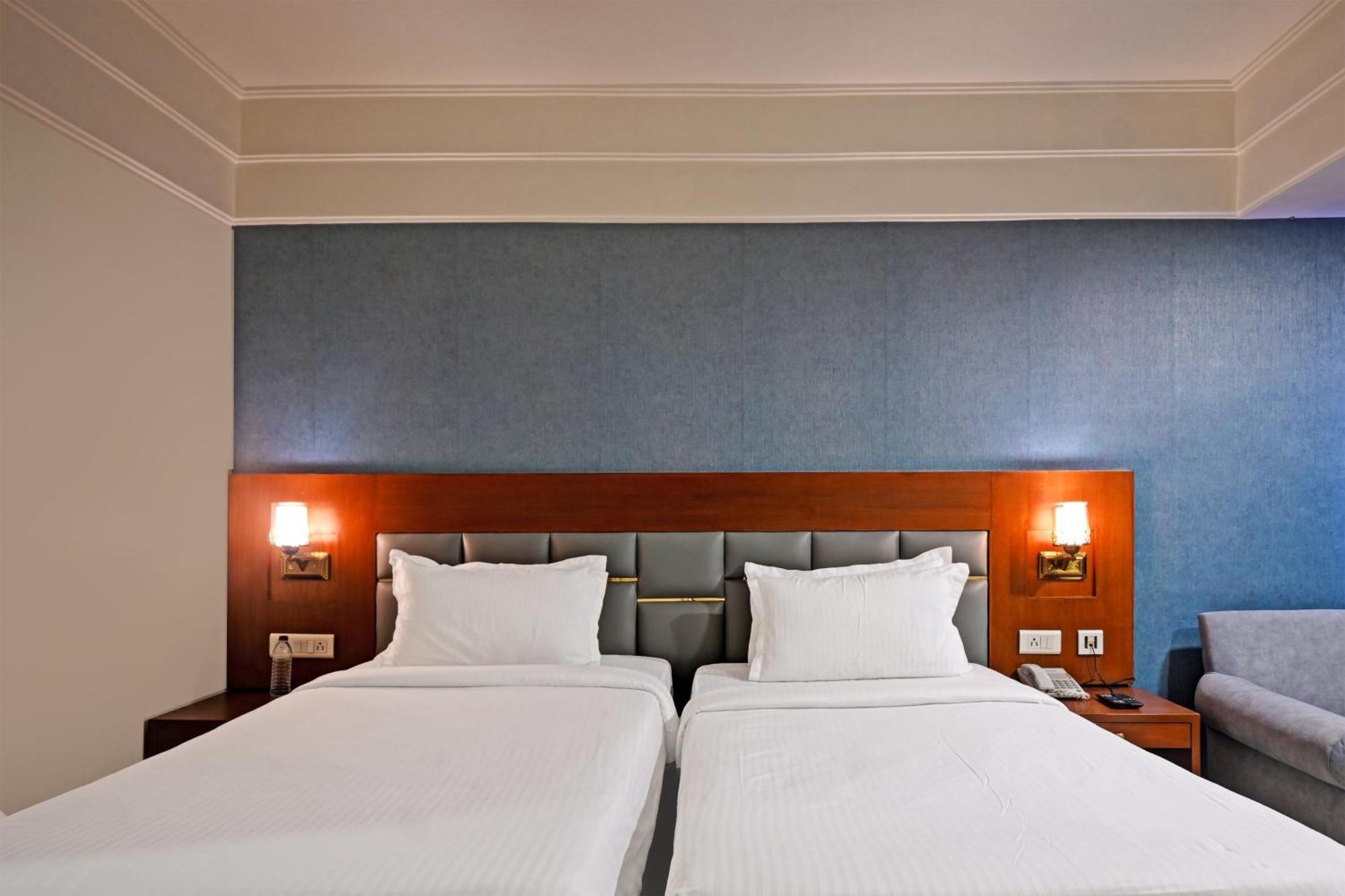 Palette Madhapur Hotel Hyderabad Eksteriør billede