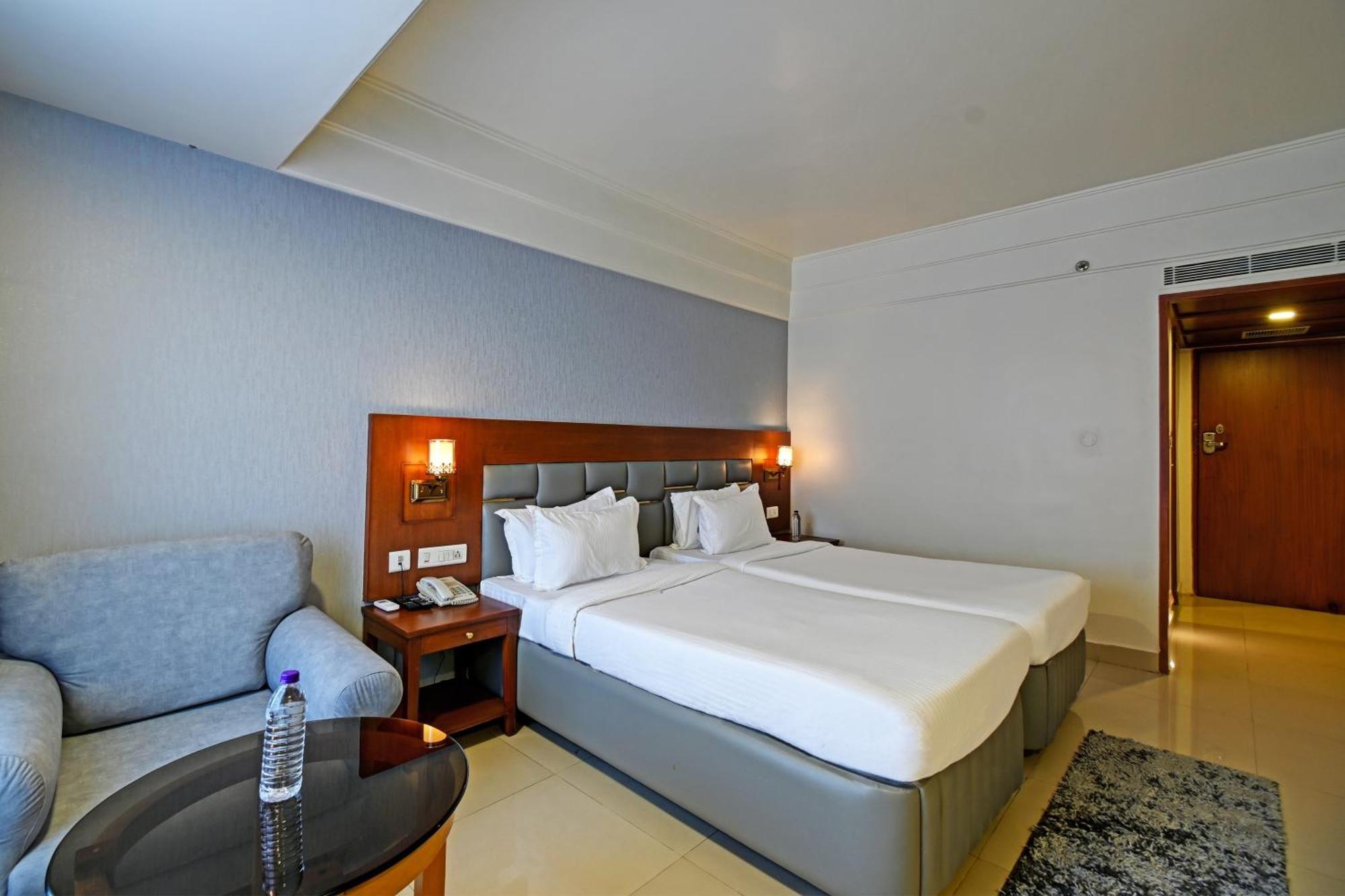 Palette Madhapur Hotel Hyderabad Eksteriør billede